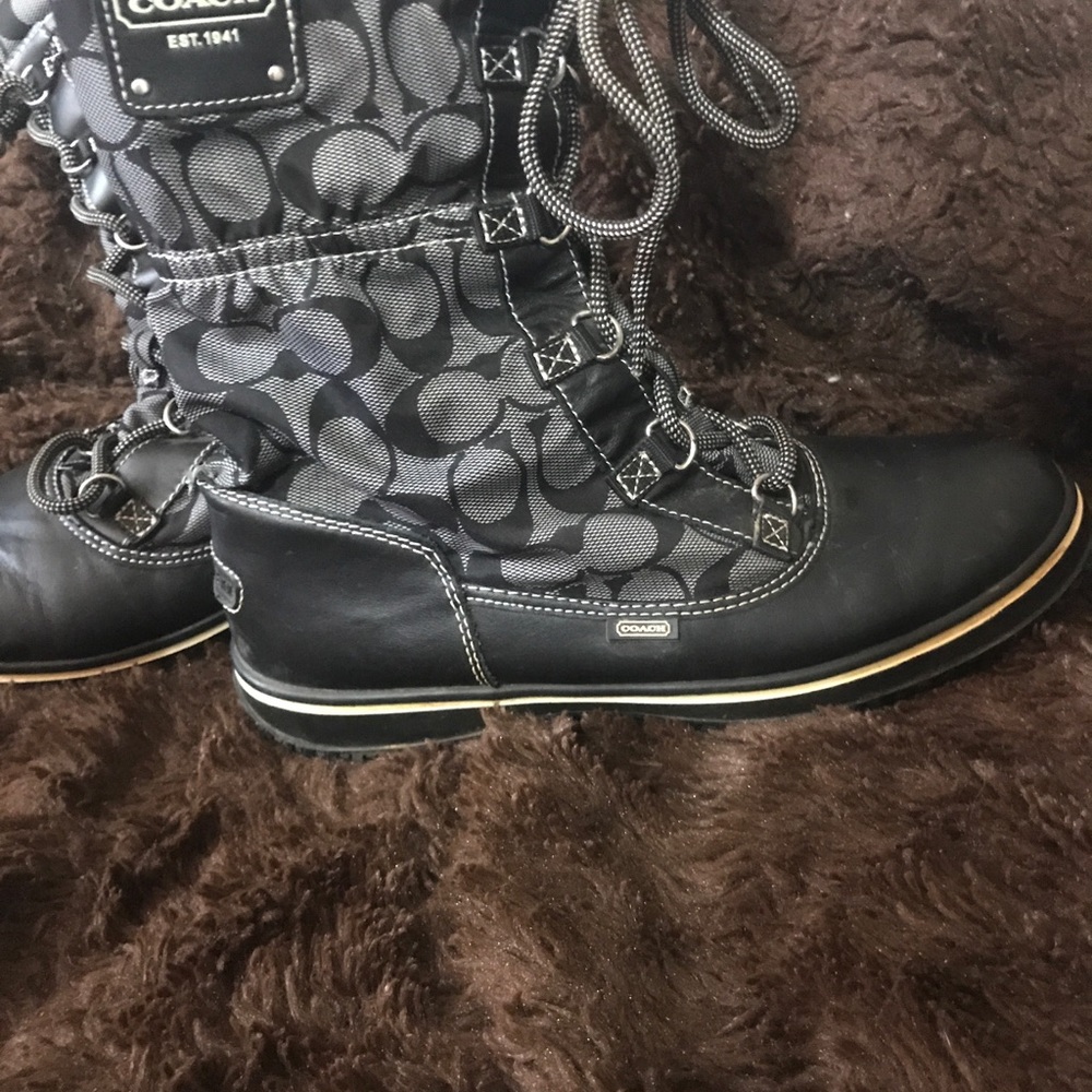 Coach boots